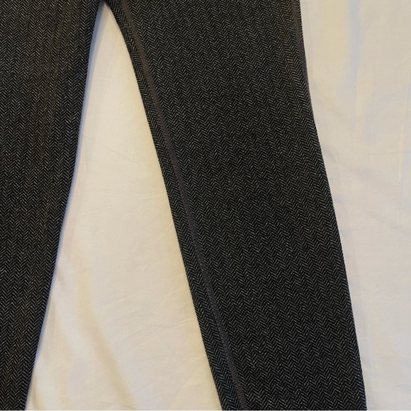 OLD Navy Active Go Dry Fitted Leggings - Picture 6 of 13